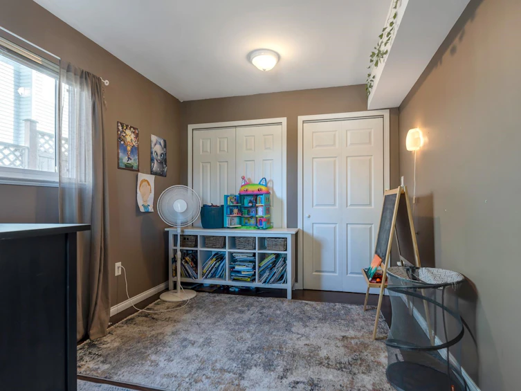 8412 Doerksen Drive, Mission, BC, V2V 7C4 - 4