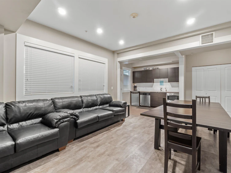 328-9655 King George Boulevard, Surrey, BC, V3T 0C7 - 21