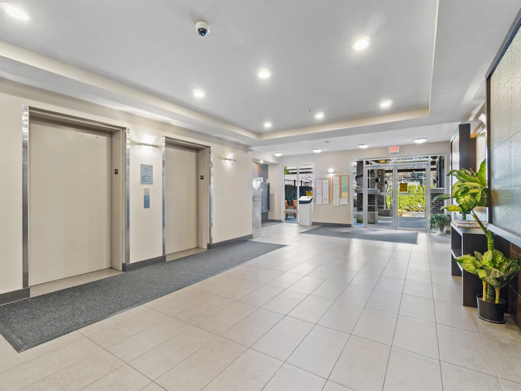 328-9655 King George Boulevard, Surrey, BC, V3T 0C7 - 22