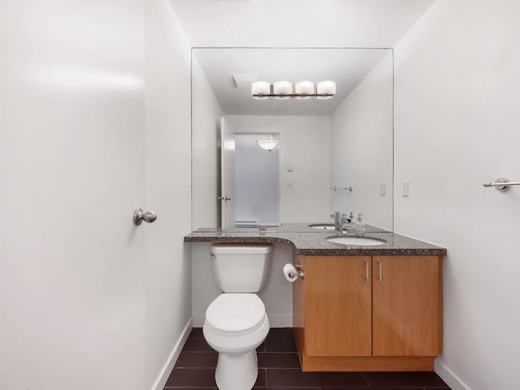 133 Aquarius Mews, Vancouver, BC, V6Z 2Z1 - 19