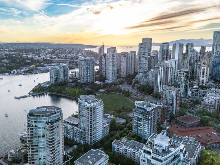 133 Aquarius Mews, Vancouver, BC, V6Z 2Z1 - 31
