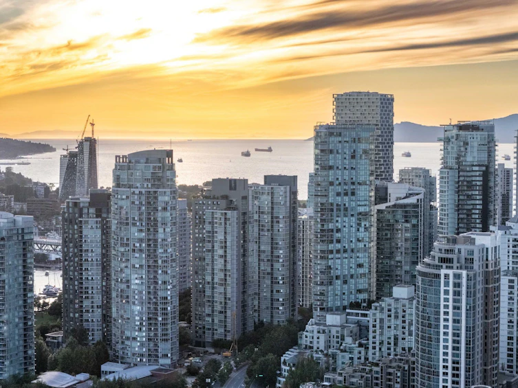 133 Aquarius Mews, Vancouver, BC, V6Z 2Z1 - 32