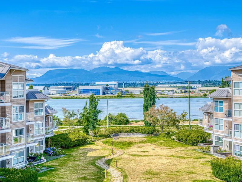426 - 5880 Dover Crescent, Richmond BC V7C 5P5
