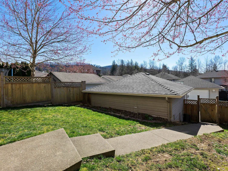 36516 Lester Pearson Way, Abbotsford, BC, V3G 3C5 - 36