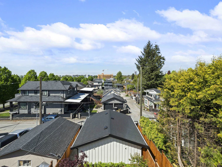 2-6461 E Prince Edward Street, Vancouver, BC, V3W 0Y3 - 37