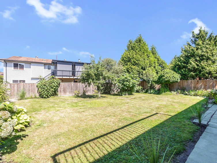 20463 Thorne Avenue, Maple Ridge, BC, V2X 8V1 - 27