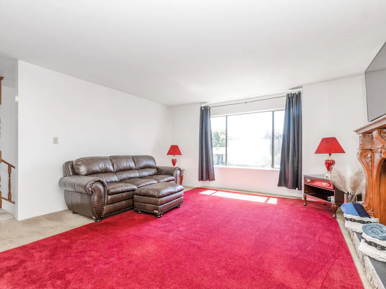 20463 Thorne Avenue, Maple Ridge, BC, V2X 8V1 - 4