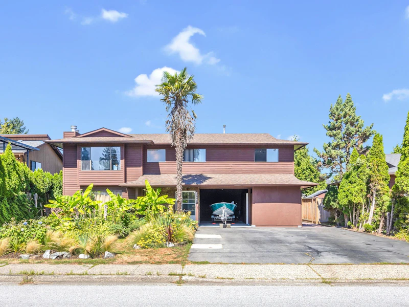 20463 Thorne Avenue, Maple Ridge BC V2X 8V1
