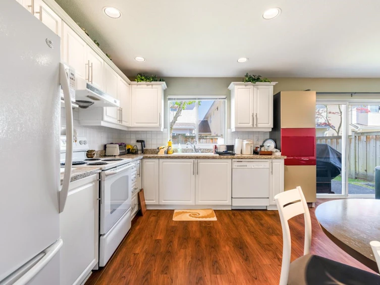 30-10000 Fisher Gate, Richmond, BC, V6X 3W8 - 12