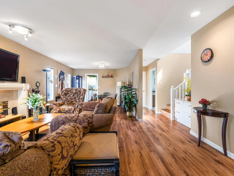 30-10000 Fisher Gate, Richmond, BC, V6X 3W8 - 4
