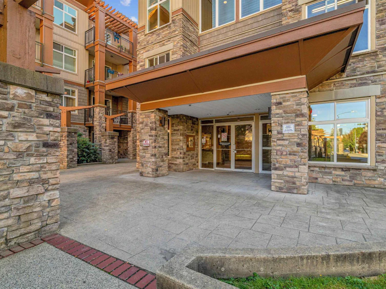 415-10237 133 Street, Surrey, BC, V3T 0C6