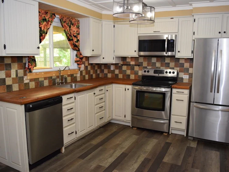 11624 212 Street, Maple Ridge, BC, V2X 4Z5 - 7