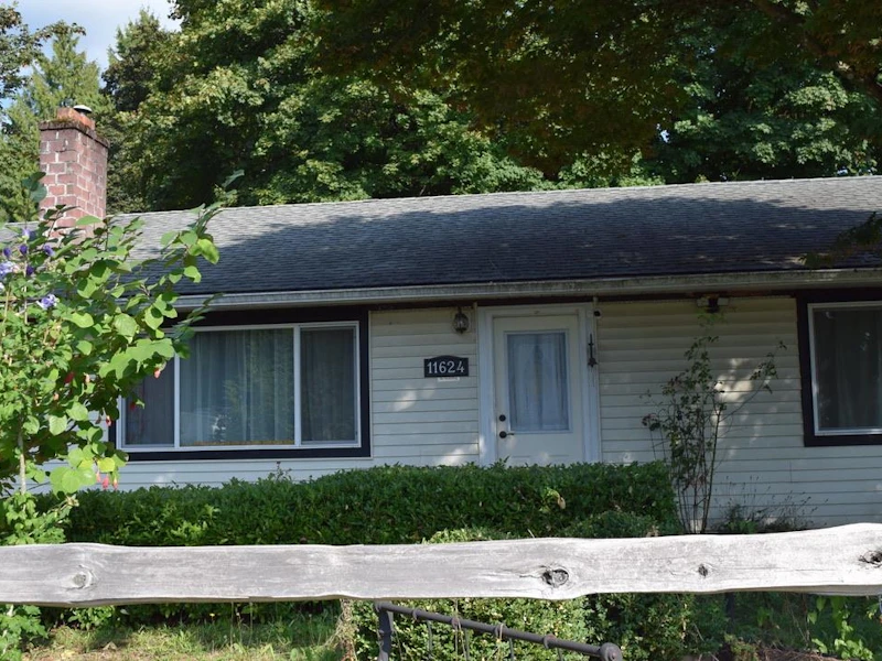 11624 212th Street, Maple Ridge BC V2X 4Z5