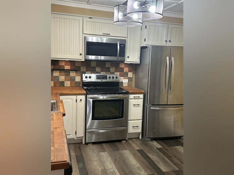 11624 212 Street, Maple Ridge, BC, V2X 4Z5 - 8