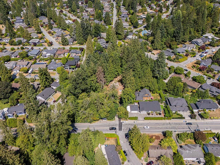 1160 Ridgewood Drive, North Vancouver, BC, V7R 1J3 - 11