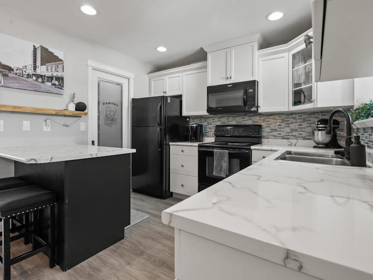 83-8881 Walters Street, Chilliwack, BC, V2P 8E9 - 10