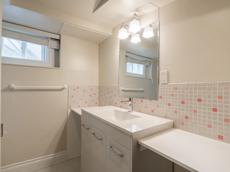 1819 Inglewood Avenue, West Vancouver, BC, V7V 1Y8 - 27