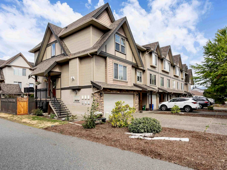 73-5556 Peach Road, Chilliwack, BC, V2R 5X4 - 2
