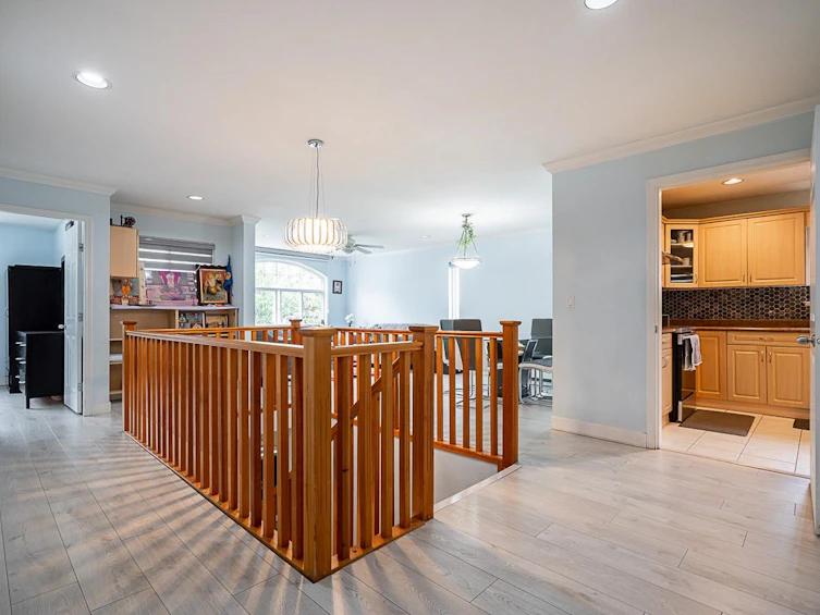 7366 144a Street, Surrey, BC, V3S 0M9 - 8