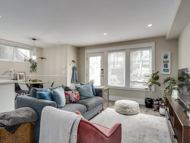 317 W 16th Avenue, Vancouver, BC, V5Y 1Z1 - 5