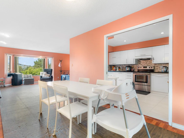 5540 Laurel Street, Burnaby, BC, V5G 1N2 - 13