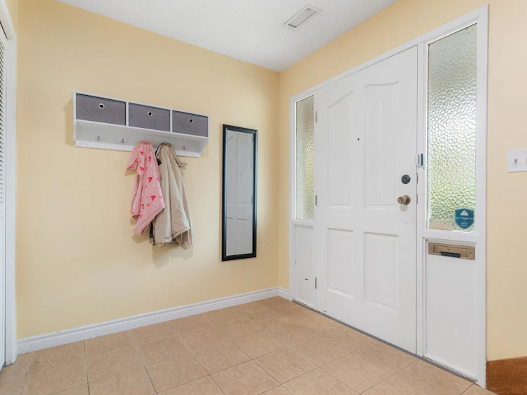 5540 Laurel Street, Burnaby, BC, V5G 1N2 - 6