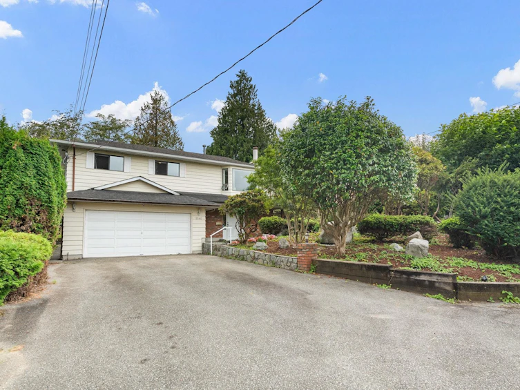 5540 Laurel Street, Burnaby, BC, V5G 1N2 - 2
