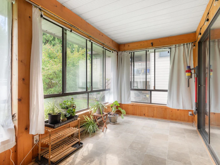 5540 Laurel Street, Burnaby, BC, V5G 1N2 - 17