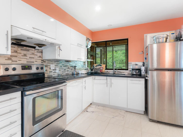 5540 Laurel Street, Burnaby, BC, V5G 1N2 - 7