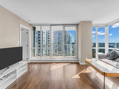 2904-9981 Whalley Boulevard - 4
