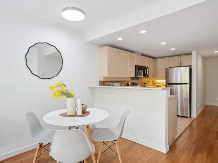 206-2226 W 12th Avenue, Vancouver, BC, V6K 2N5 - 6