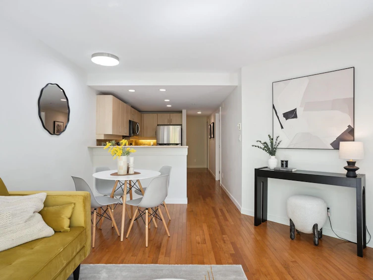 206-2226 W 12th Avenue, Vancouver, BC, V6K 2N5 - 5