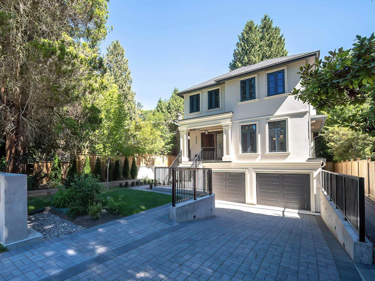 5838 Highbury Street, Vancouver, BC, V6N 1Z1