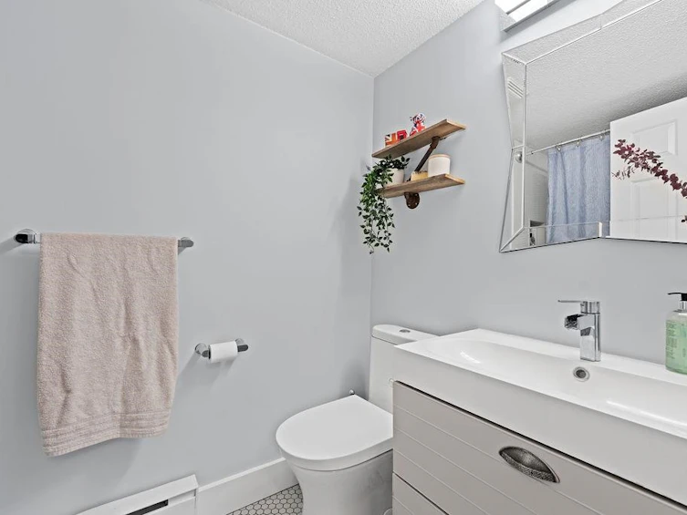 419-5600 Andrews Road, Richmond, BC, V7E 6N1 - 22