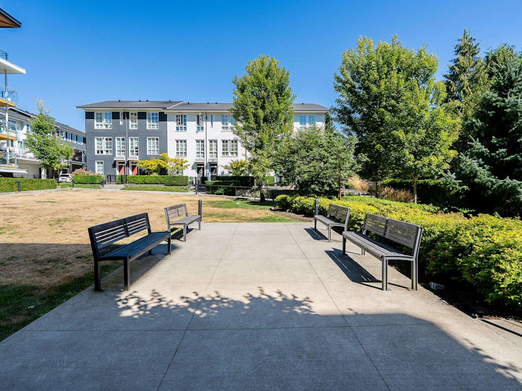 401-516 Foster Avenue, Coquitlam, BC, V3J 0H8 - 25