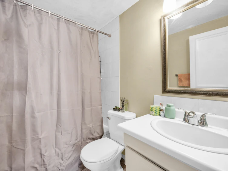 2-140 E 20th Street, North Vancouver, BC, V7L 3A4 - 13