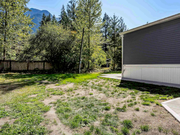 30-65367 Kawkawa Lake Road, Hope, BC, V0X 1L1 - 25