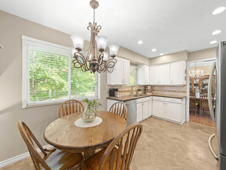 5586 44 Avenue, Delta, BC, V4K 1E1 - 10