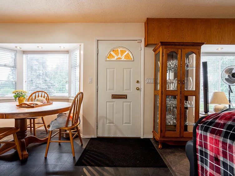 10286 127 Street, Surrey, BC, V3V 5J7 - 4