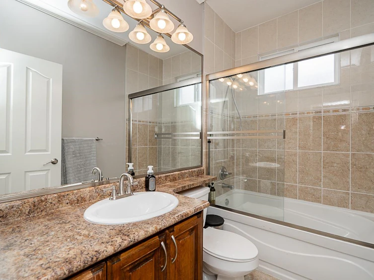 15967 110a Avenue, Surrey, BC, V4N 4Y2 - 22
