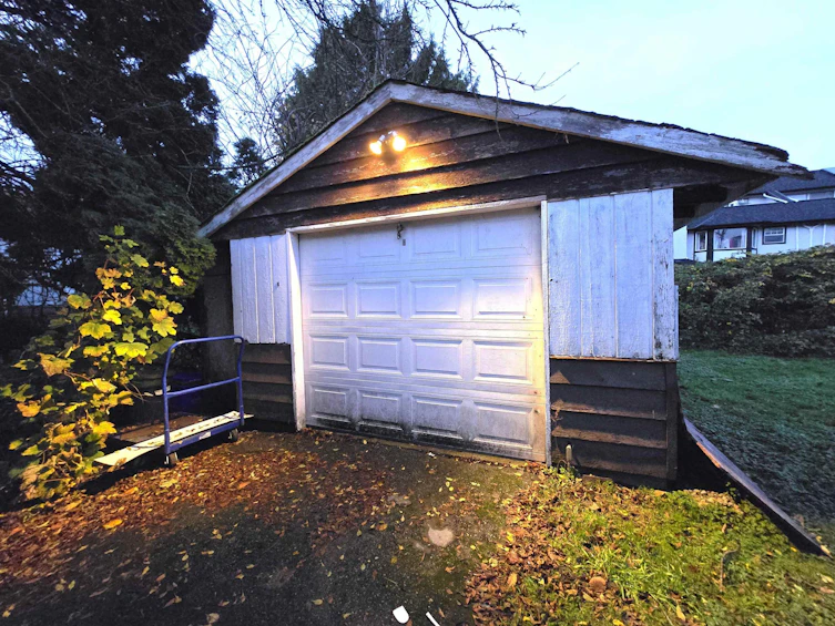8051 Jones Road, Richmond, BC, V6Y 1L5 - 14