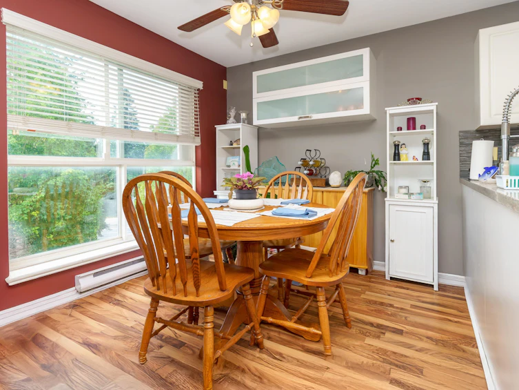 401-22230 North Avenue, Maple Ridge, BC, V2X 2L5 - 6