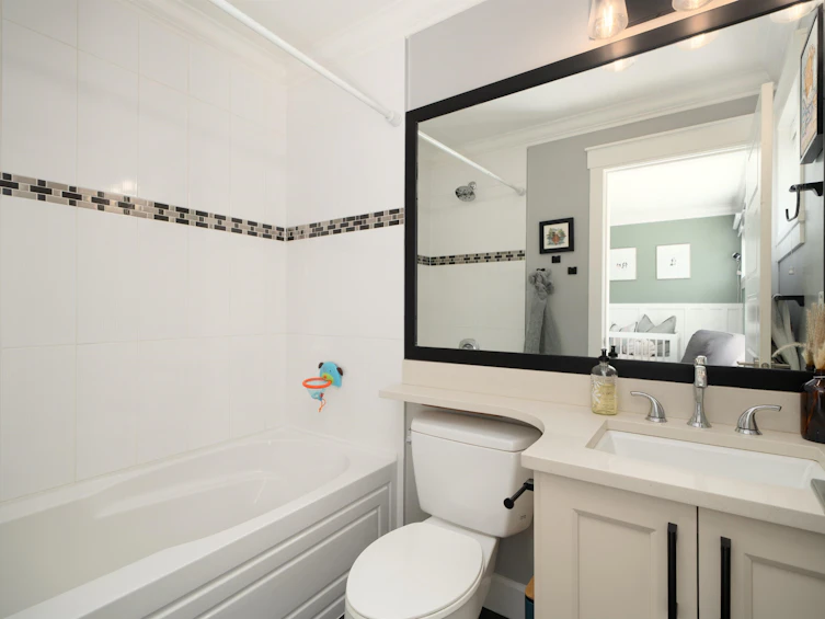 17343 1 Avenue, Surrey, BC, V3Z 8L2 - 32