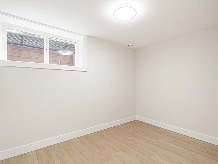 2455 Mountain Drive, Abbotsford, BC, V3G 1E9 - 29