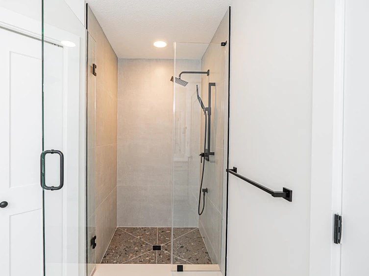 2455 Mountain Drive, Abbotsford, BC, V3G 1E9 - 22