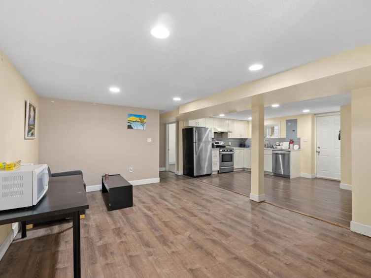 6930 Granville Street, Vancouver, BC, V6P 4X5 - 15