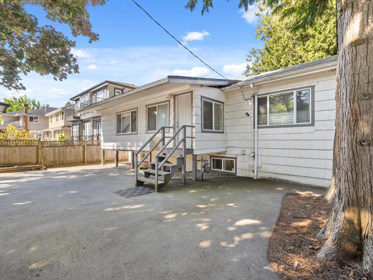 6930 Granville Street, Vancouver, BC, V6P 4X5 - 26