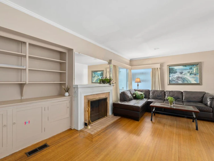 6930 Granville Street, Vancouver, BC, V6P 4X5 - 3