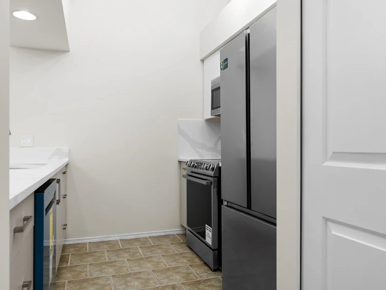 307-12739 72 Avenue, Surrey, BC, V3W 2M7 - 7