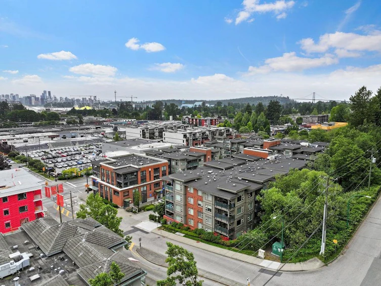 312-1679 Lloyd Avenue, North Vancouver, BC, V7P 0A9 - 35